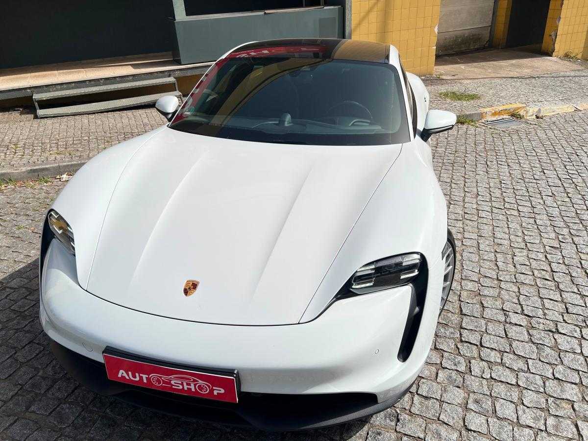 porsche-taycan-2023-eletrico-500cc