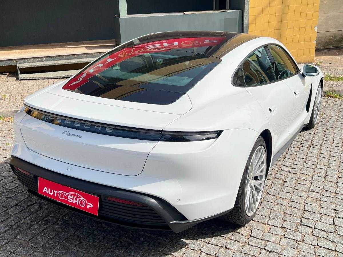 porsche-taycan-2023-eletrico-500cc