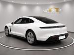 porsche-taycan-2023-eletrico-500cc
