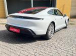 porsche-taycan-2023-eletrico-500cc