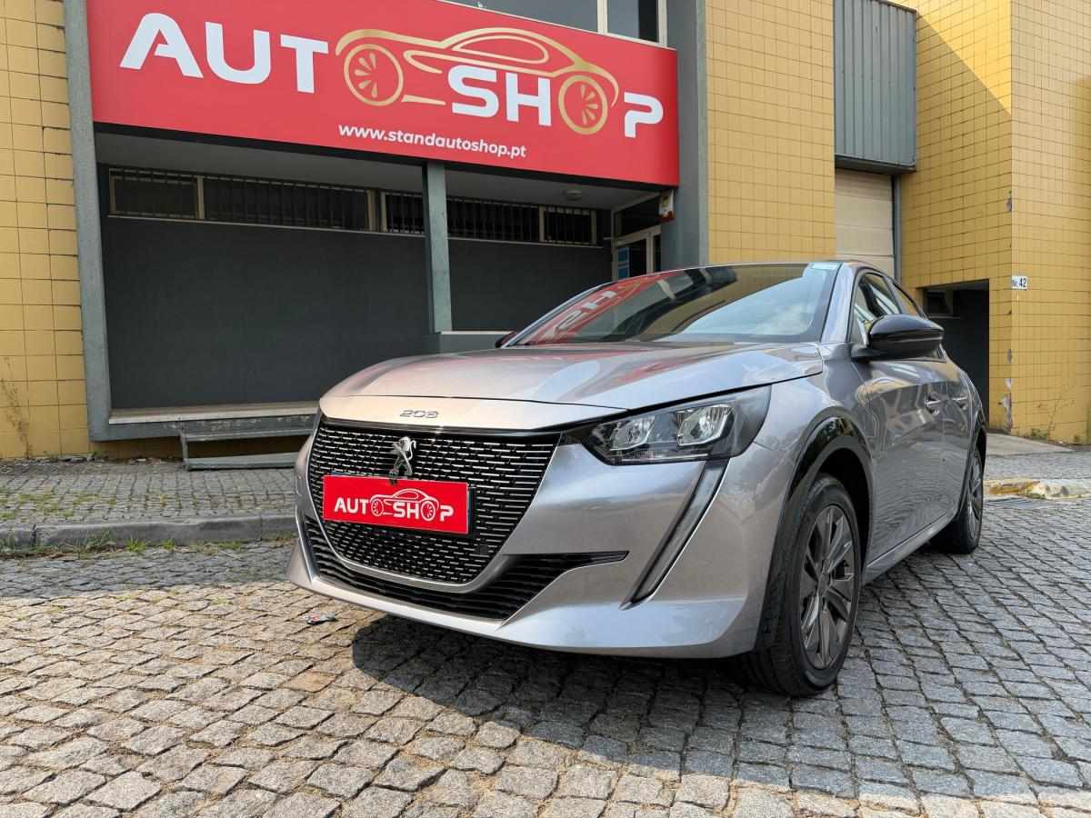 peugeot-208-2023-eletrico-500cc