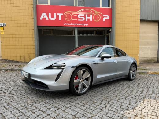 porsche-taycan-2021-eletrico-0cc