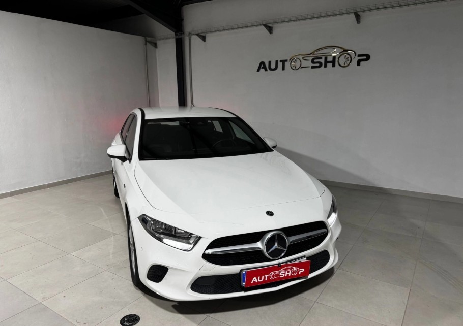 mercedes-benz-classe-a-2020-hibrido-a-gasolina-1332cc