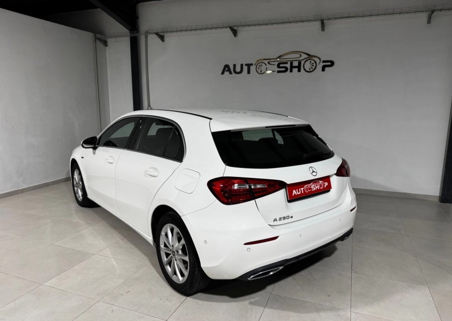 mercedes-benz-classe-a-2020-hibrido-a-gasolina-1332cc