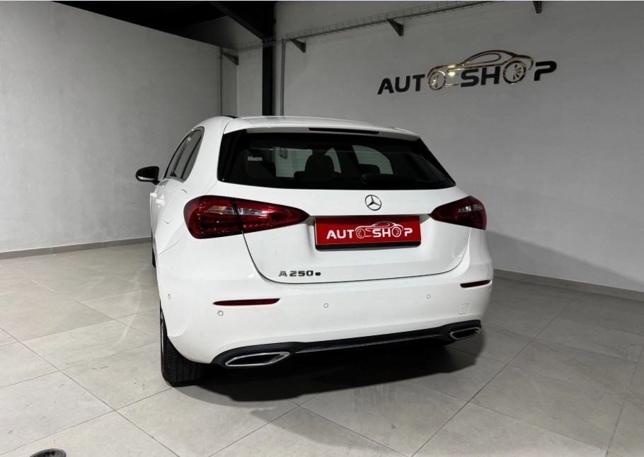 mercedes-benz-classe-a-2020-hibrido-a-gasolina-1332cc