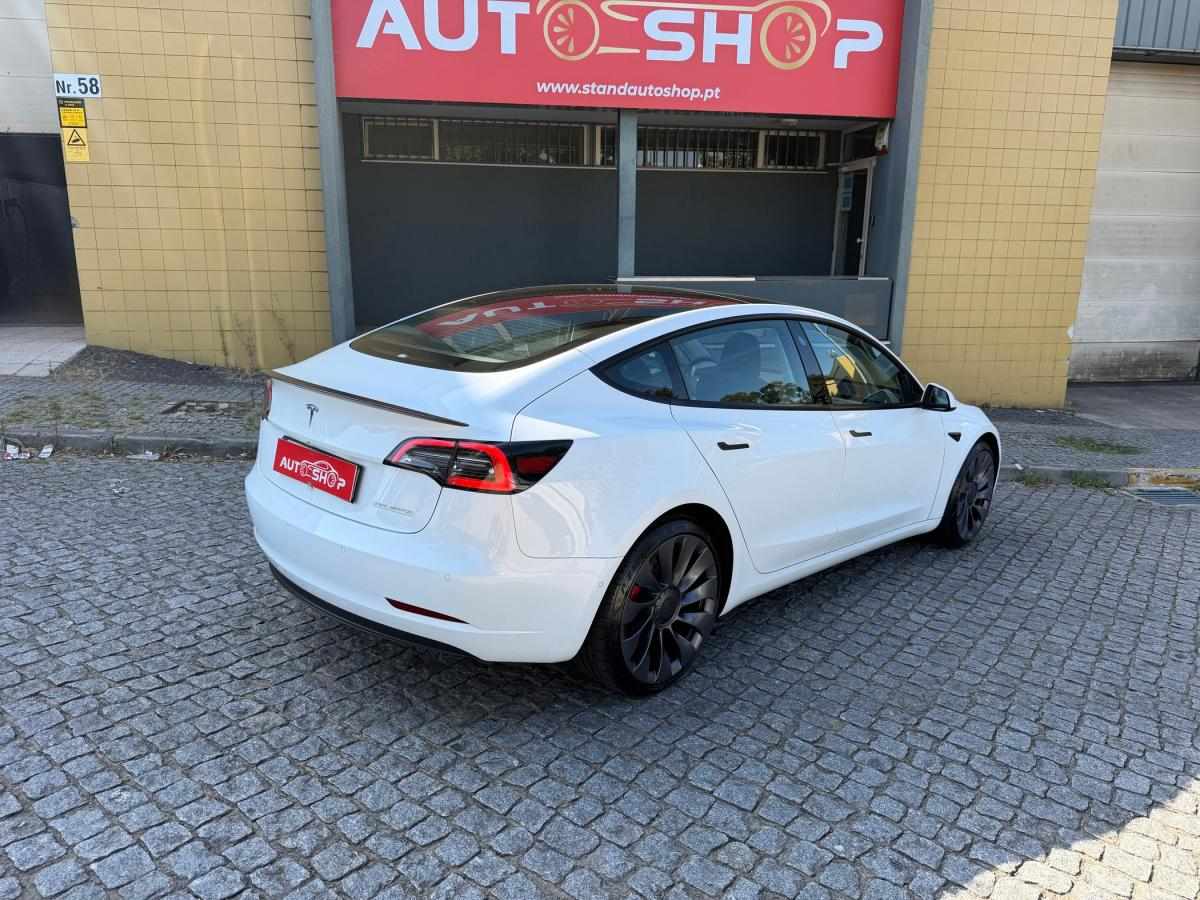 tesla-model-3-2022-eletrico-500cc