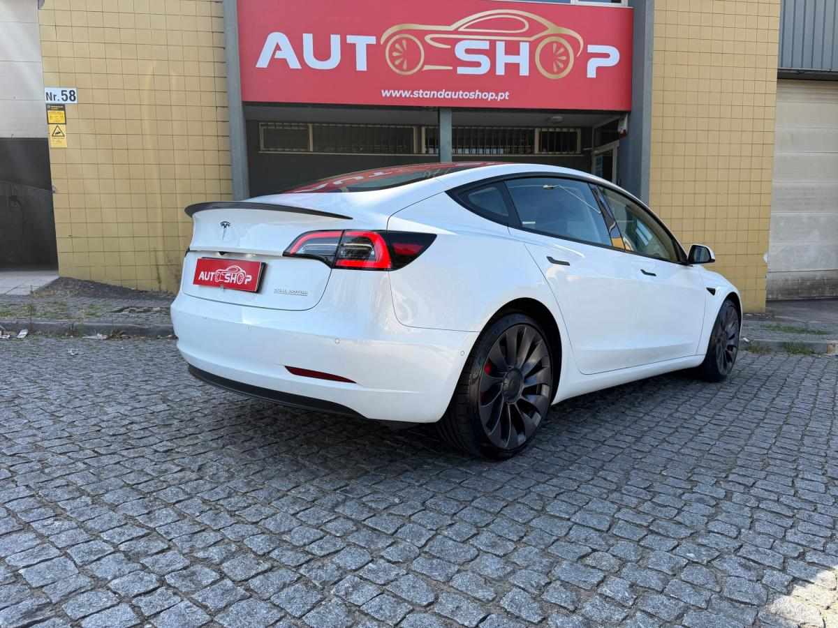 tesla-model-3-2022-eletrico-500cc