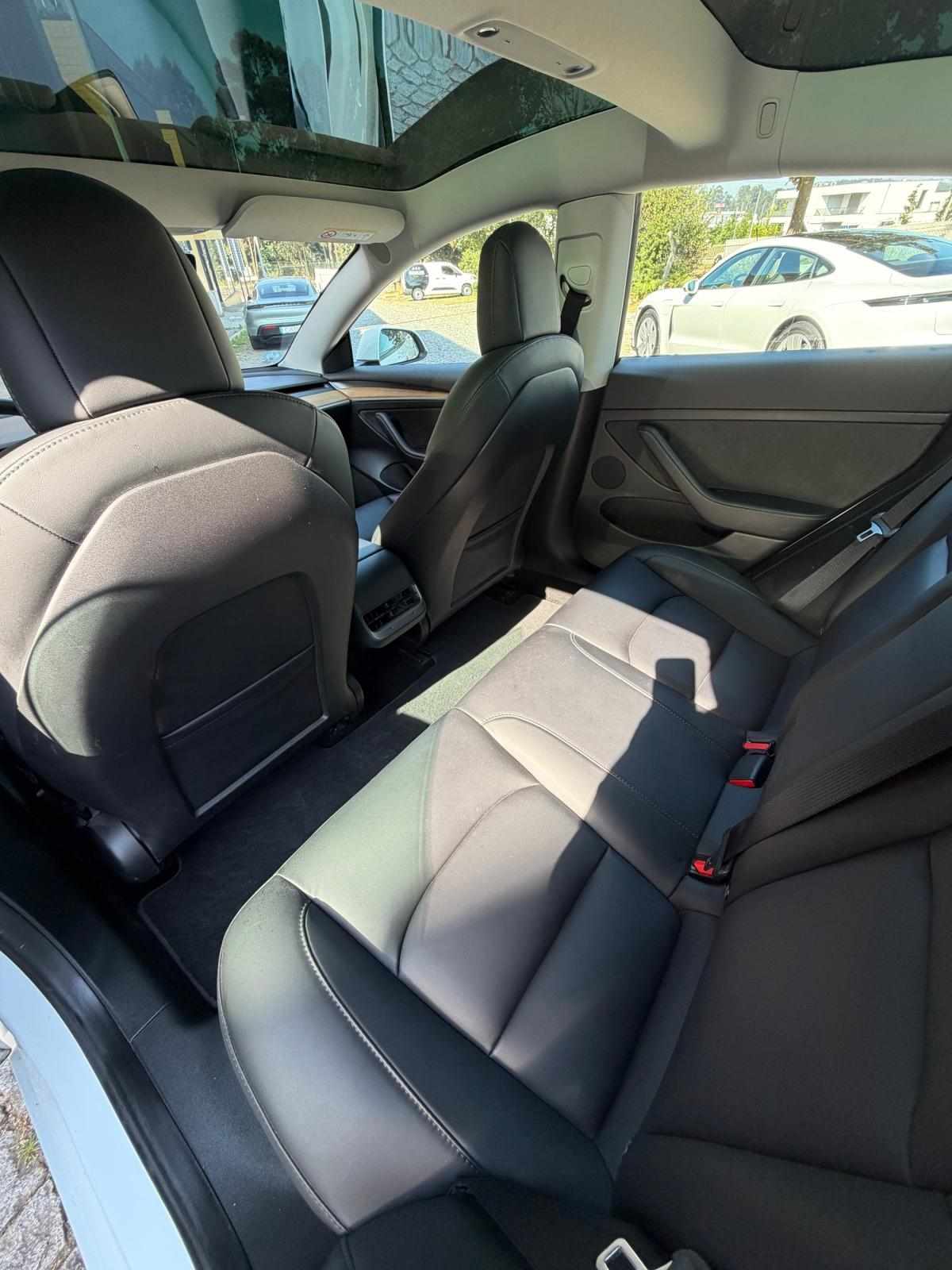 tesla-model-3-2022-eletrico-500cc