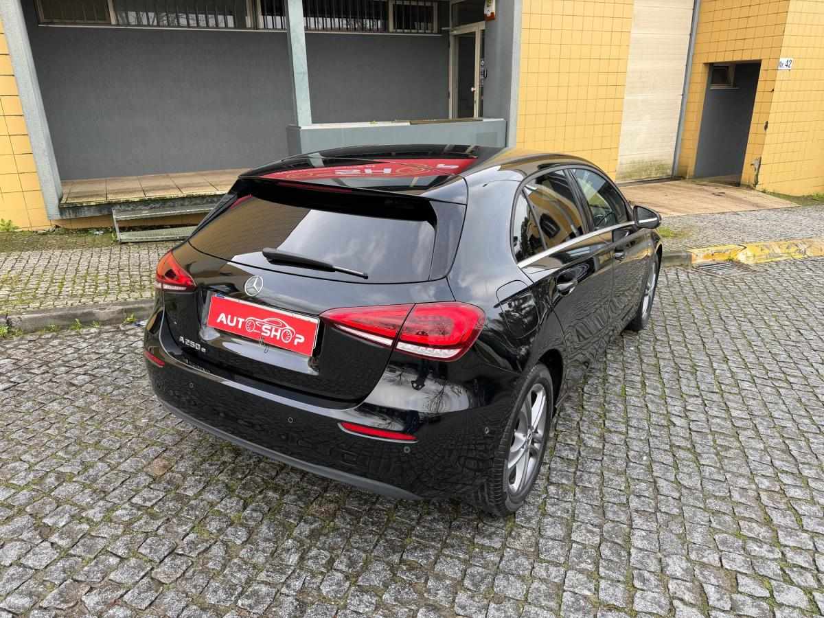 mercedes-benz-classe-a-2020-hibrido-a-gasolina-1332cc