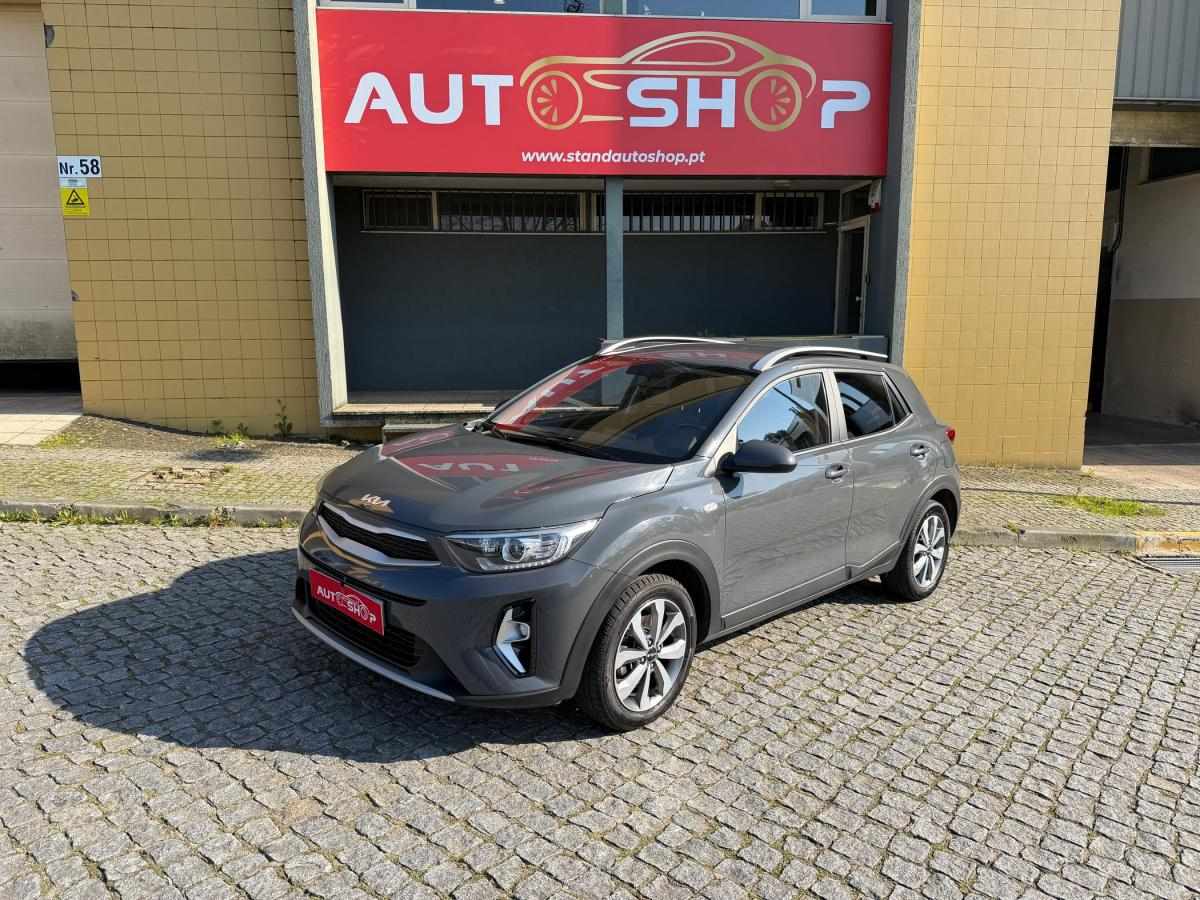 kia-stonic-2023-gasolina-1197cc