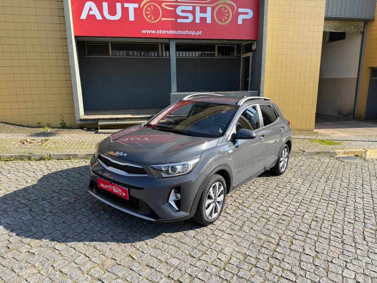 kia-stonic-2023-gasolina-1197cc