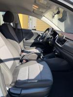kia-stonic-2023-gasolina-1197cc