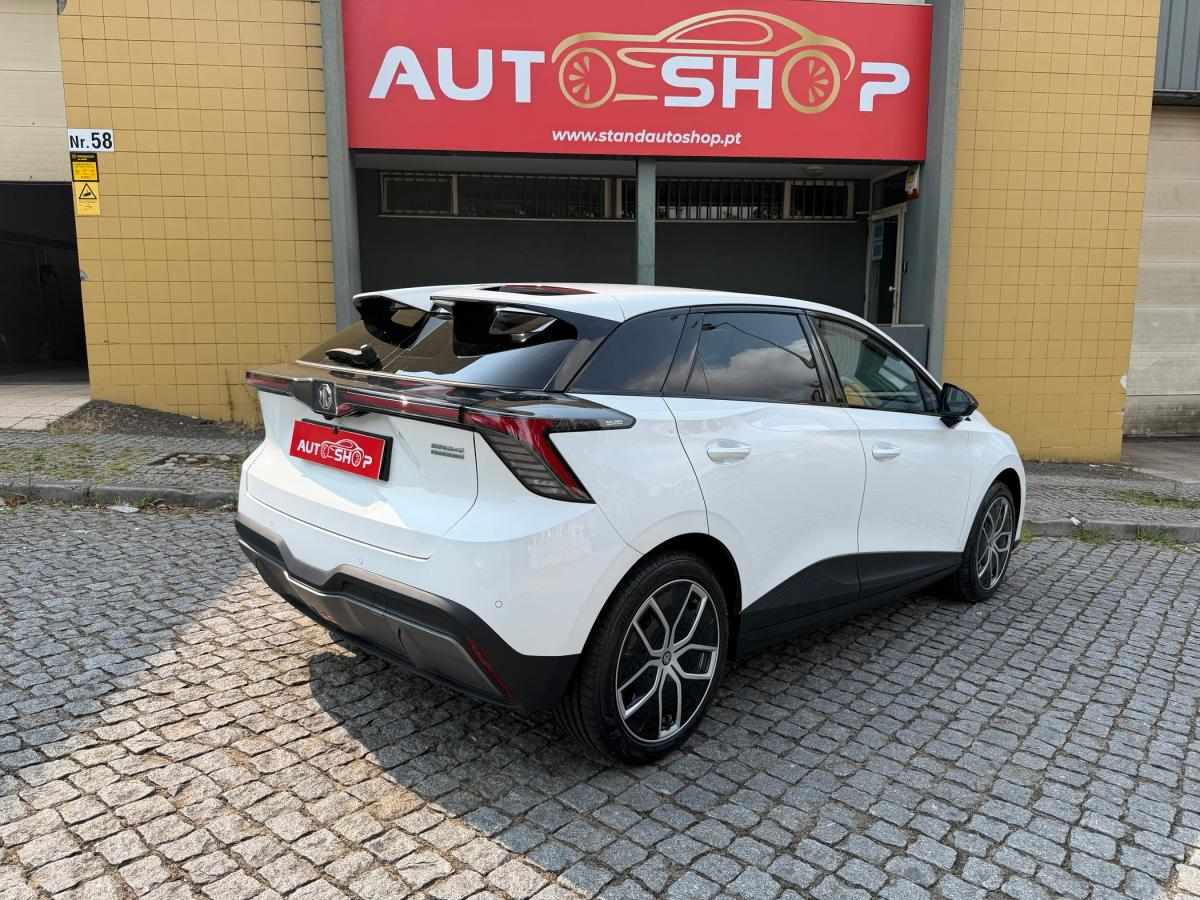 mg-mg4-2026-eletrico-500cc