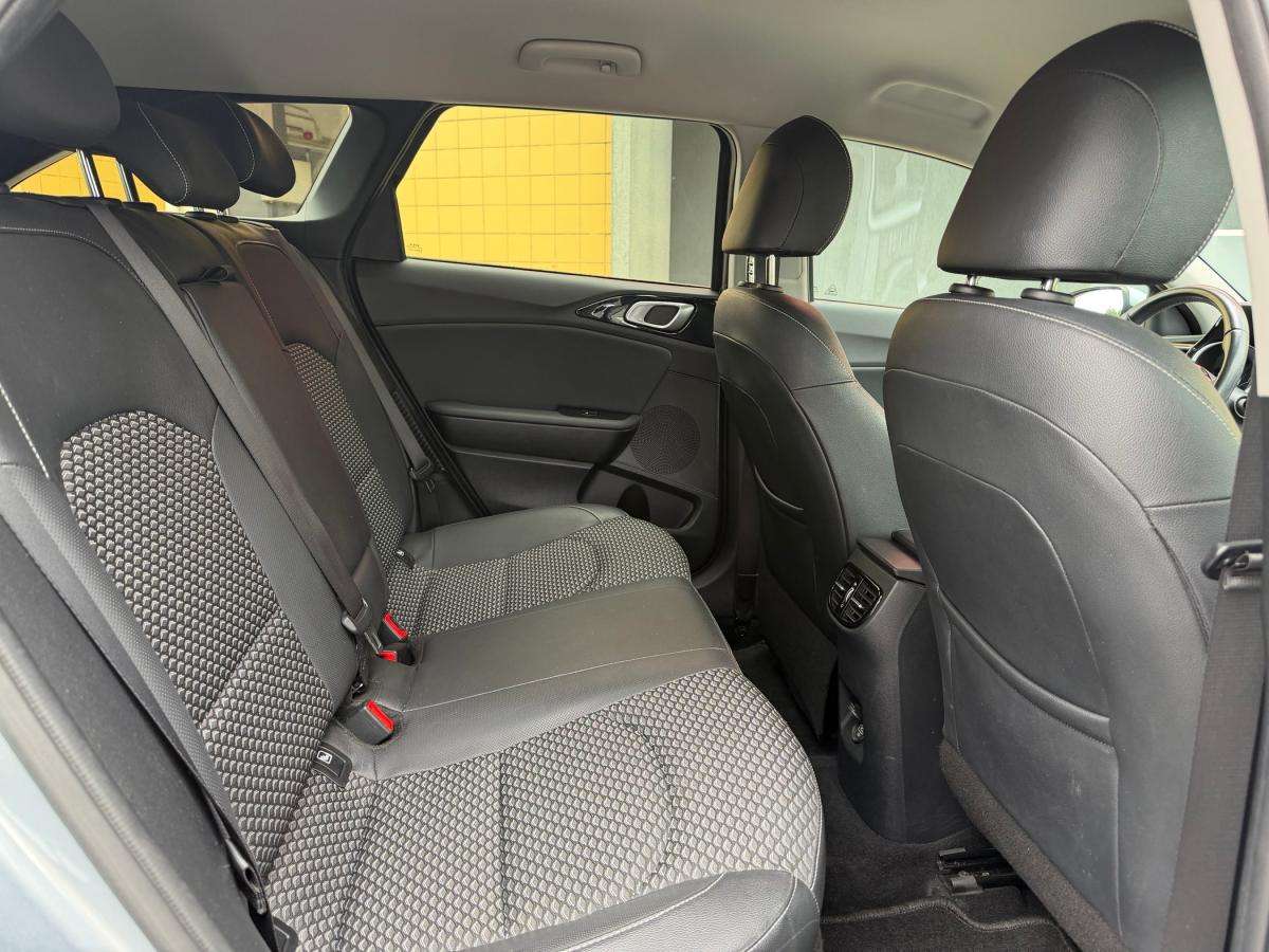 kia-ceed-sw-2022-hibrido-a-gasolina-1580cc