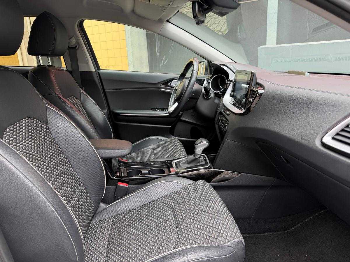kia-ceed-sw-2022-hibrido-a-gasolina-1580cc