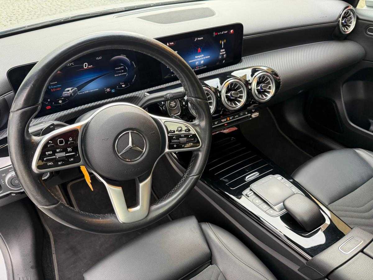 mercedes-benz-classe-a-2022-hibrido-a-gasolina-1332cc
