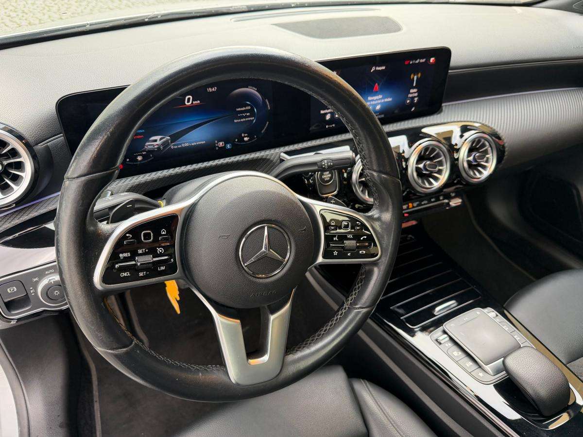 mercedes-benz-classe-a-2022-hibrido-a-gasolina-1332cc