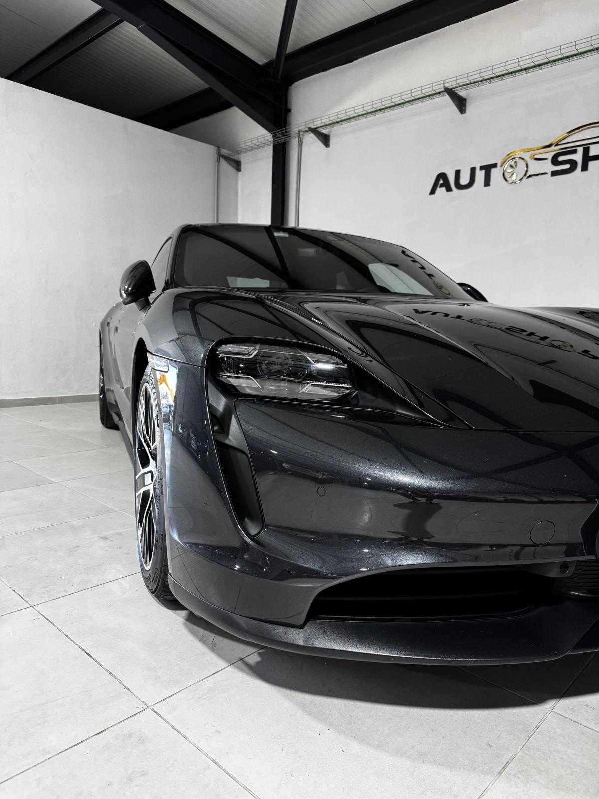 porsche-taycan-2020-eletrico-0cc