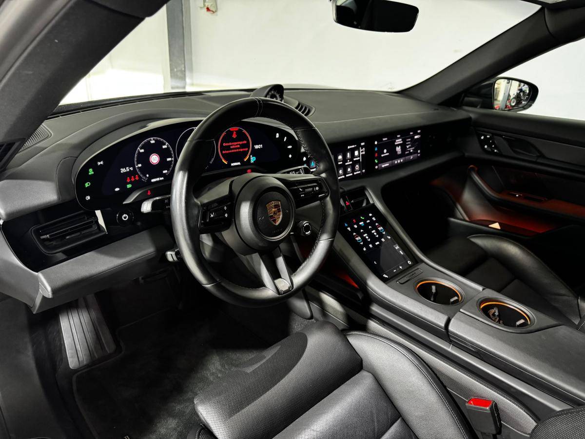 porsche-taycan-2020-eletrico-0cc