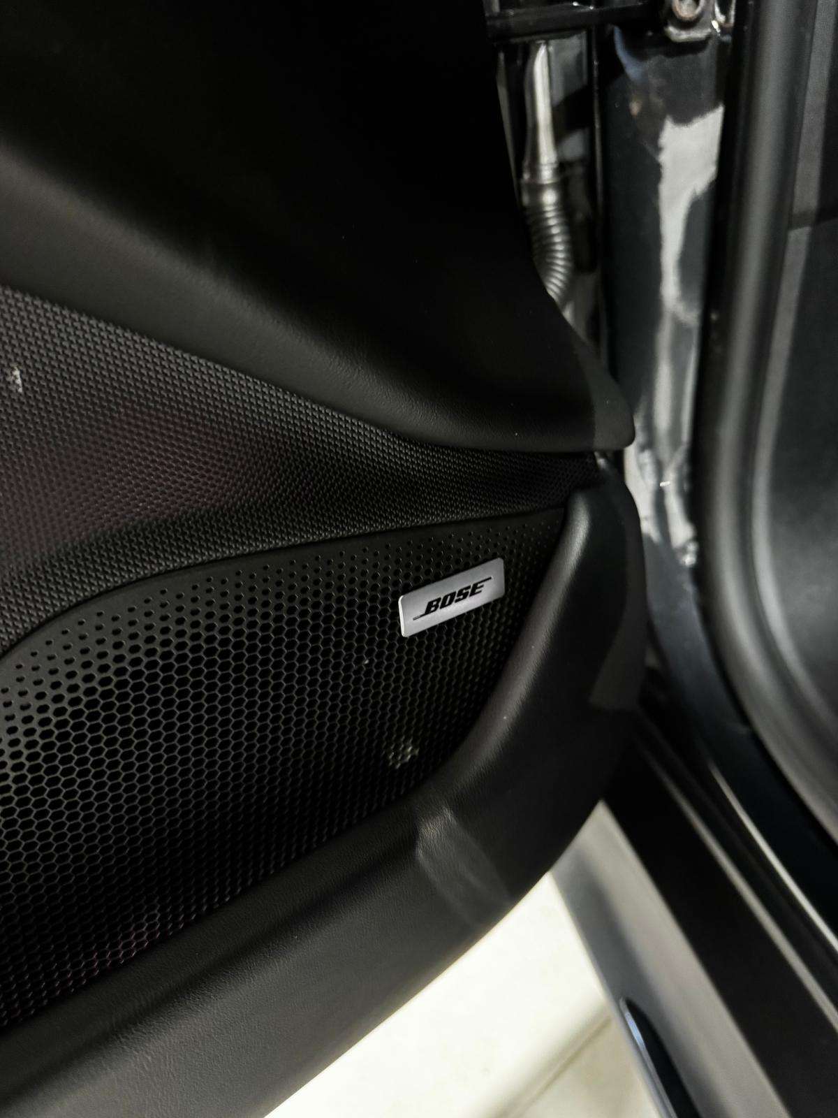 porsche-taycan-2020-eletrico-0cc