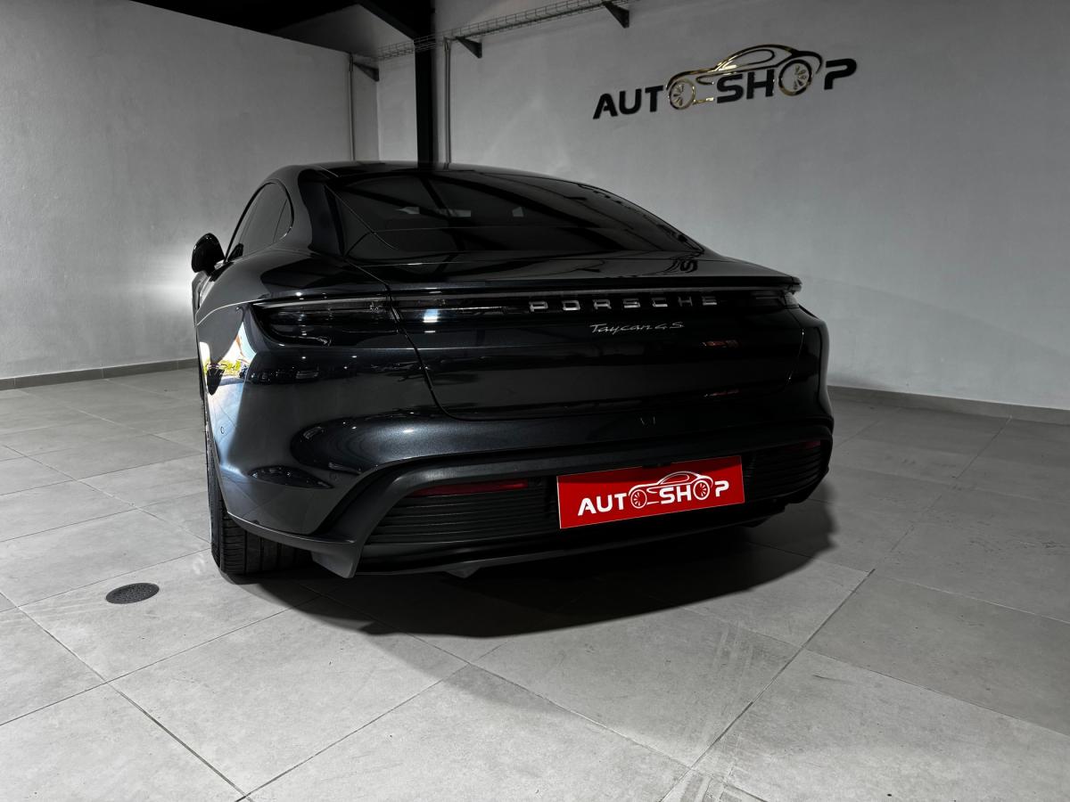 porsche-taycan-2020-eletrico-0cc