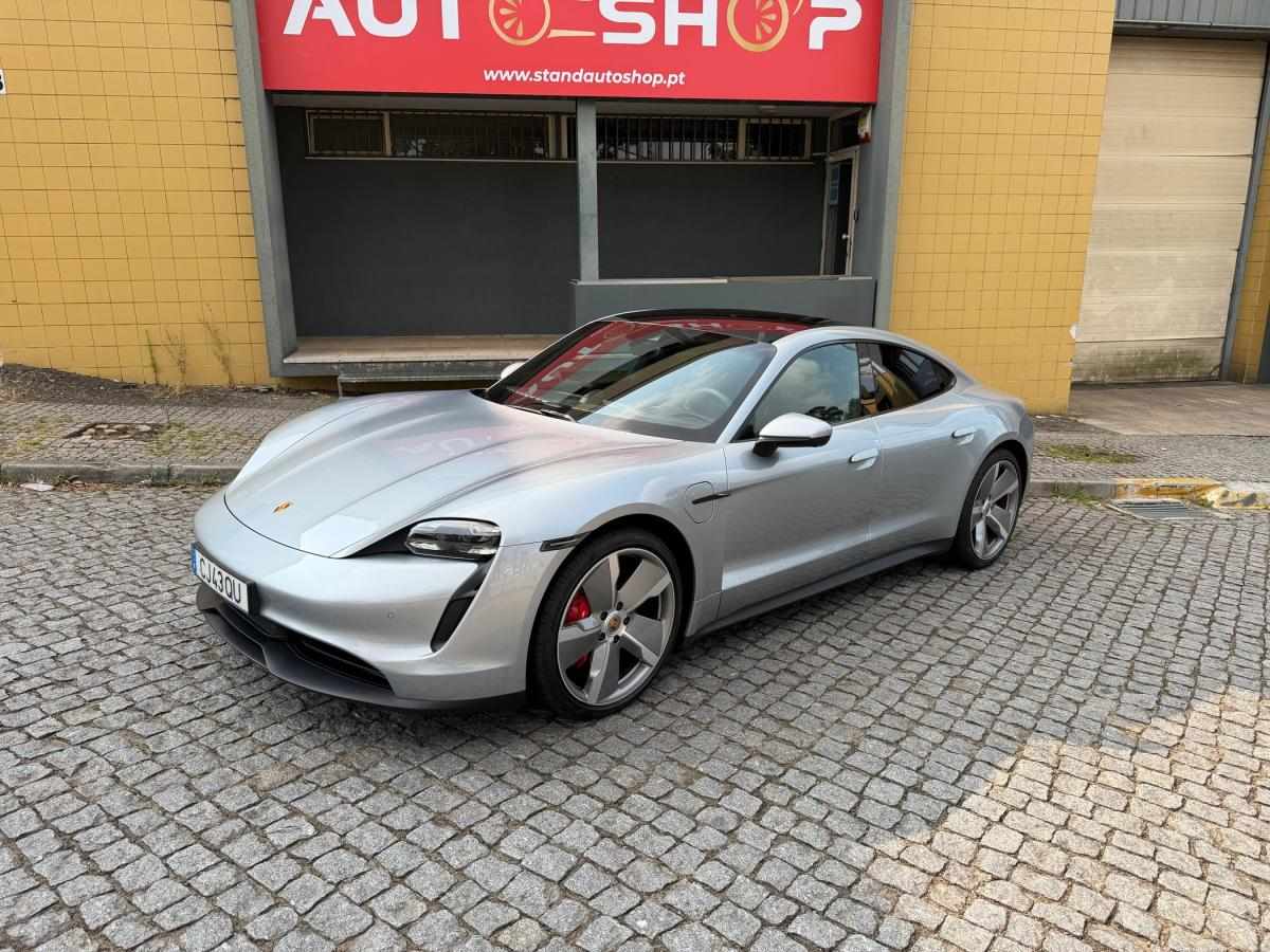porsche-taycan-2021-eletrico-500cc