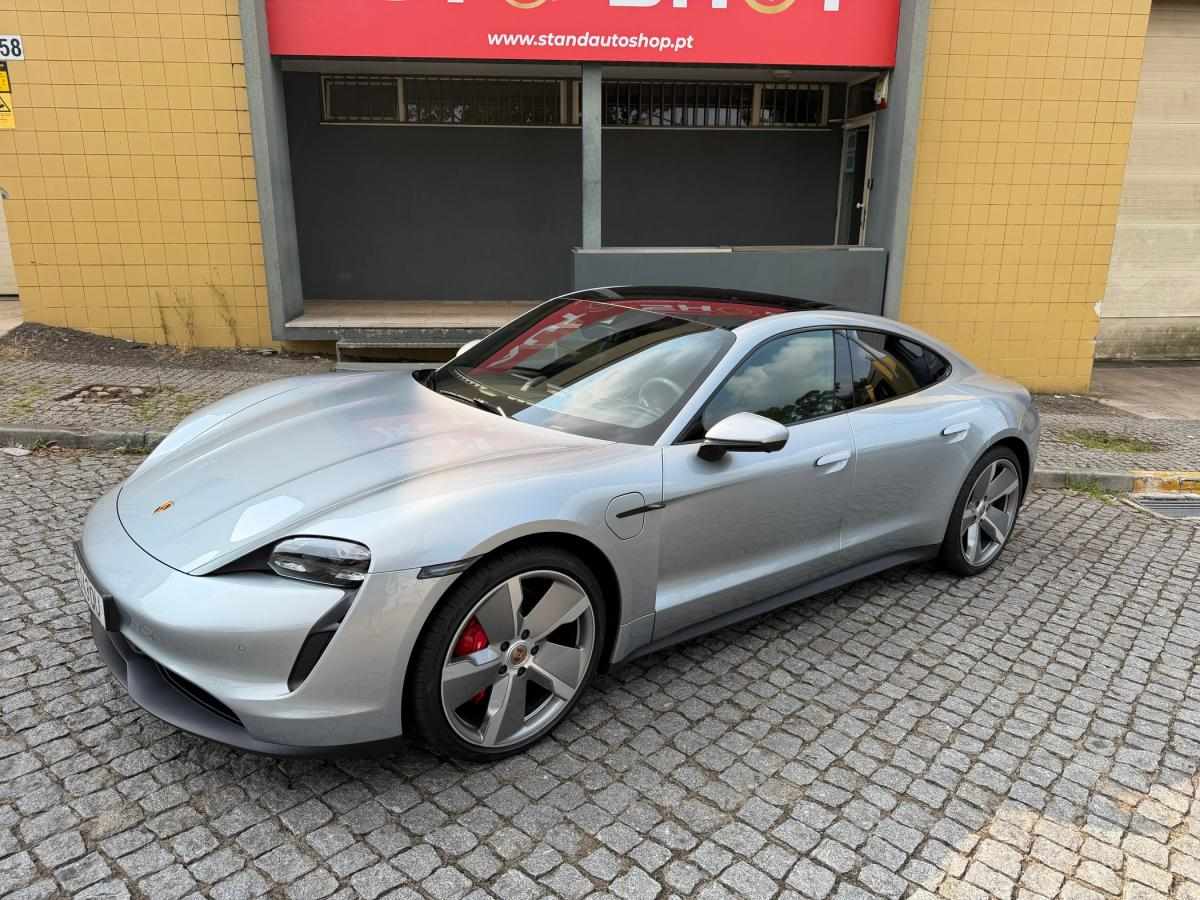 porsche-taycan-2021-eletrico-500cc