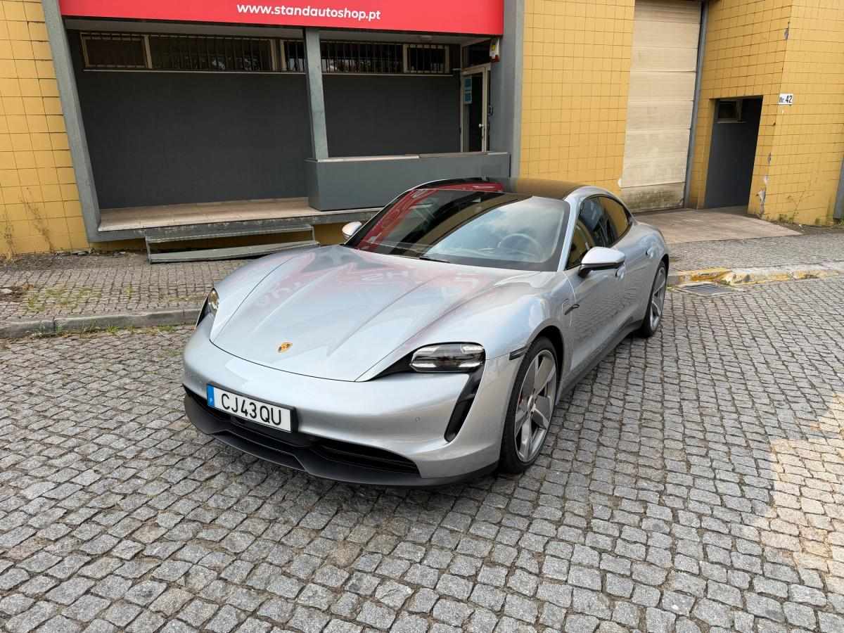 porsche-taycan-2021-eletrico-500cc