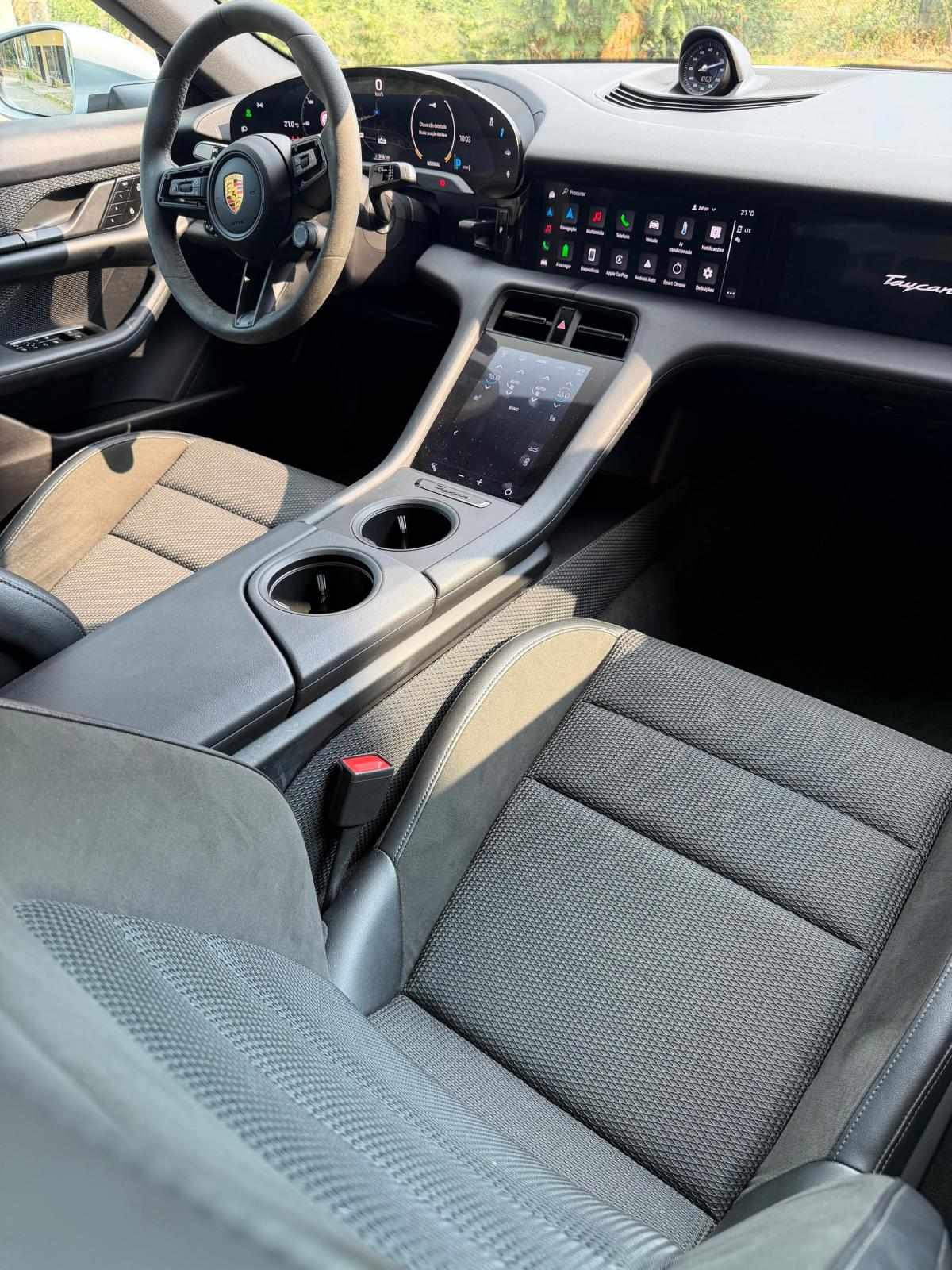 porsche-taycan-2021-eletrico-500cc