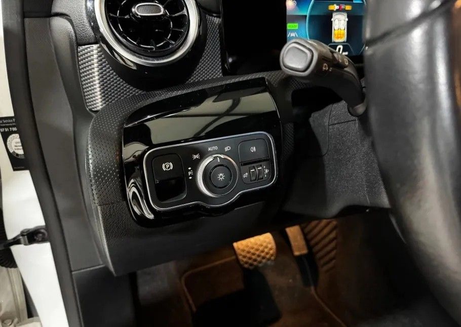 mercedes-benz-classe-a-2020-hibrido-1332cc