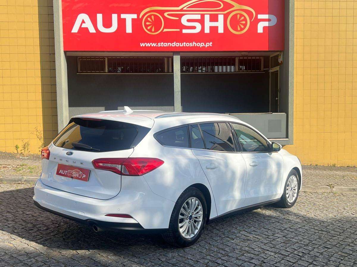 ford-focus-sw-2019-gasolina-999cc