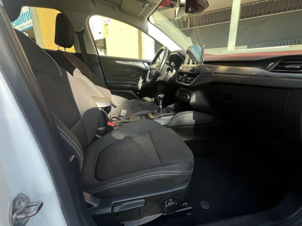 ford-focus-sw-2019-gasolina-999cc