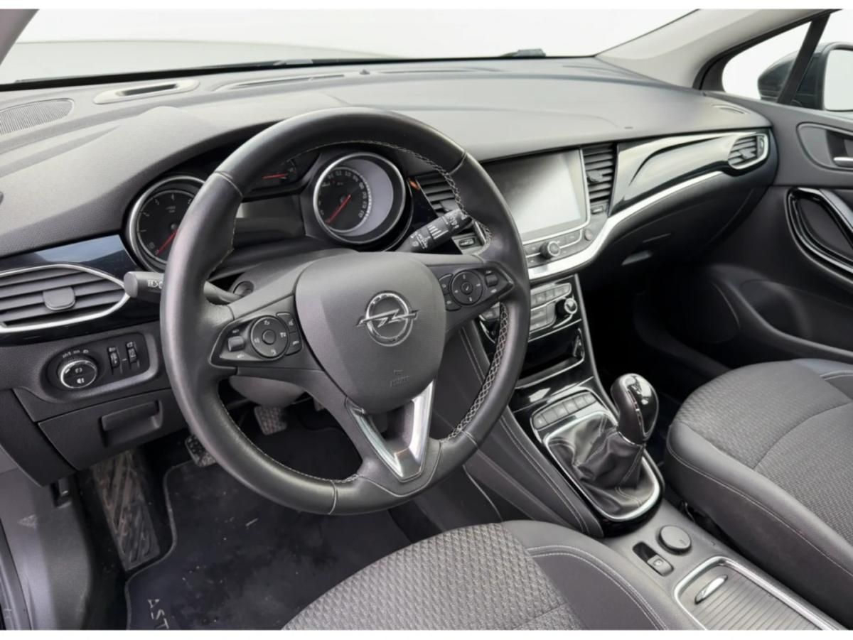 opel-astra-sport-tourer-2018-gasolina-999cc