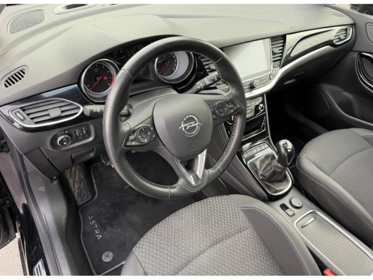 opel-astra-sport-tourer-2018-gasolina-999cc