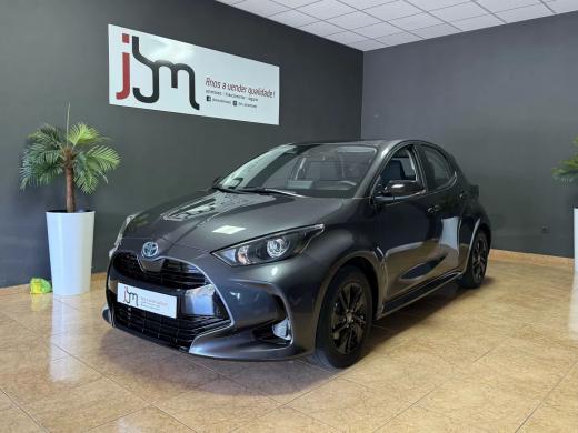 toyota-yaris-2022-hibrido-a-gasolina-1490cc