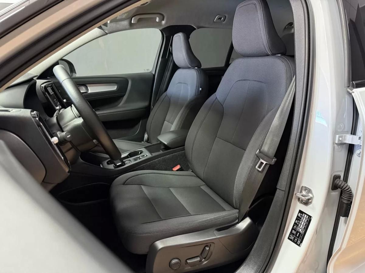 volvo-xc40-2021-hibrido-1477cc