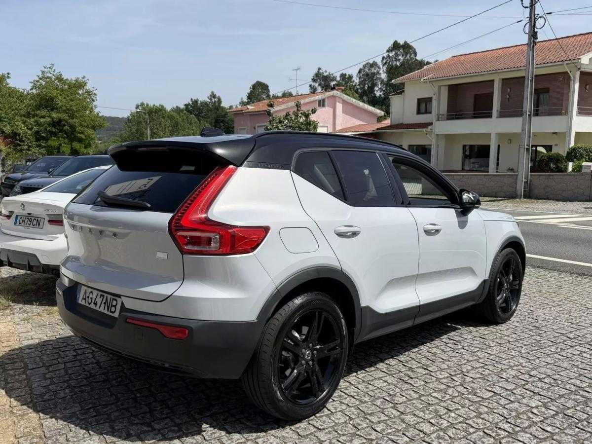 volvo-xc40-2021-hibrido-1477cc