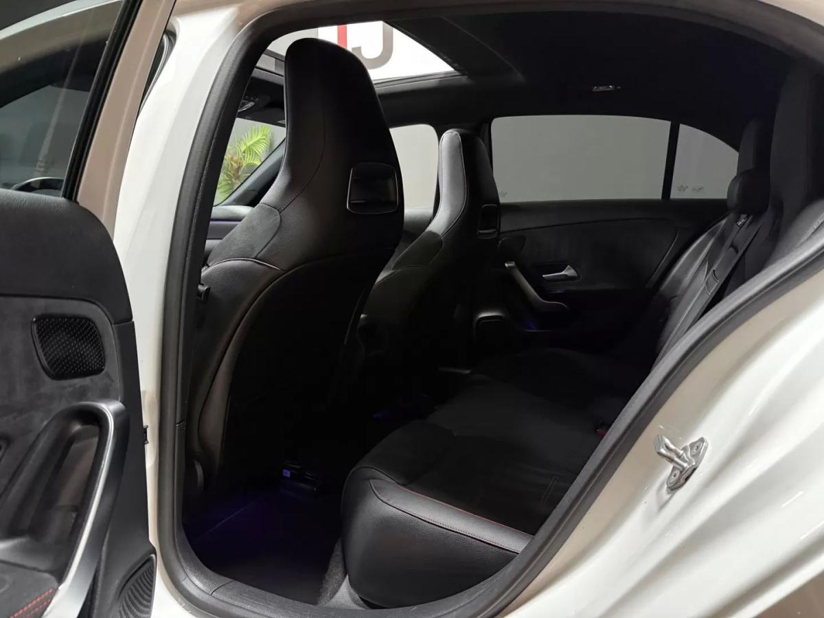 mercedes-benz-classe-a-2020-hibrido-1322cc