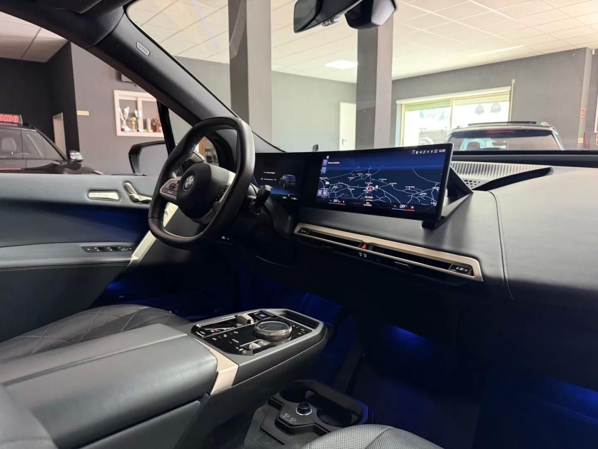 bmw-ix-2023-eletrico-200cc