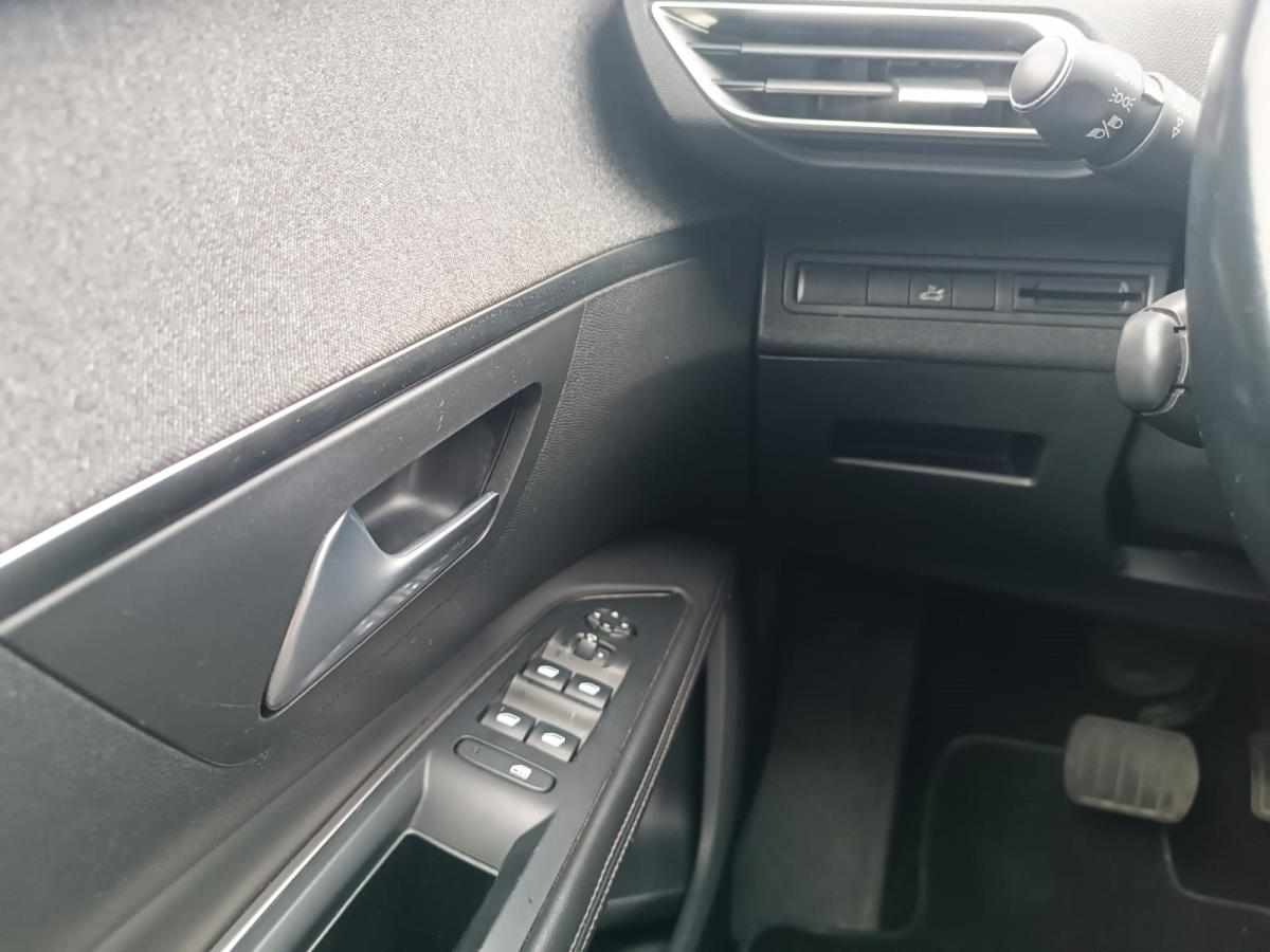 peugeot-5008-1-5-bluehdi-2018-diesel-1499cc