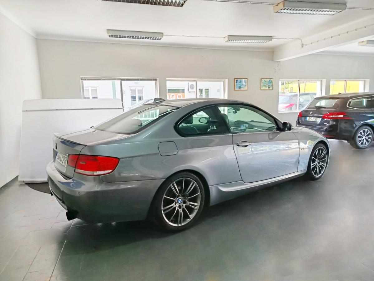 bmw-serie-3-320d-coupe-2010-diesel-1995cc