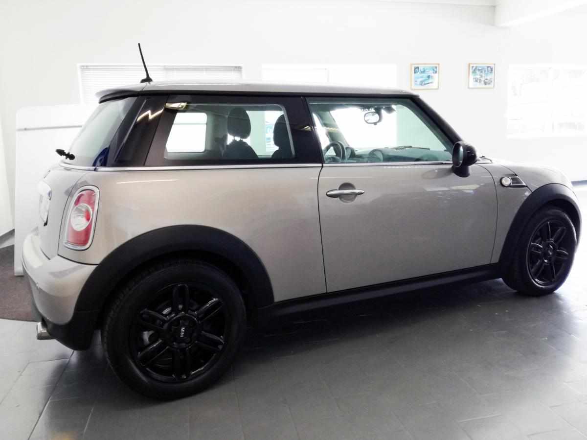 mini-hatch-d-1-6-2014-diesel-1598cc