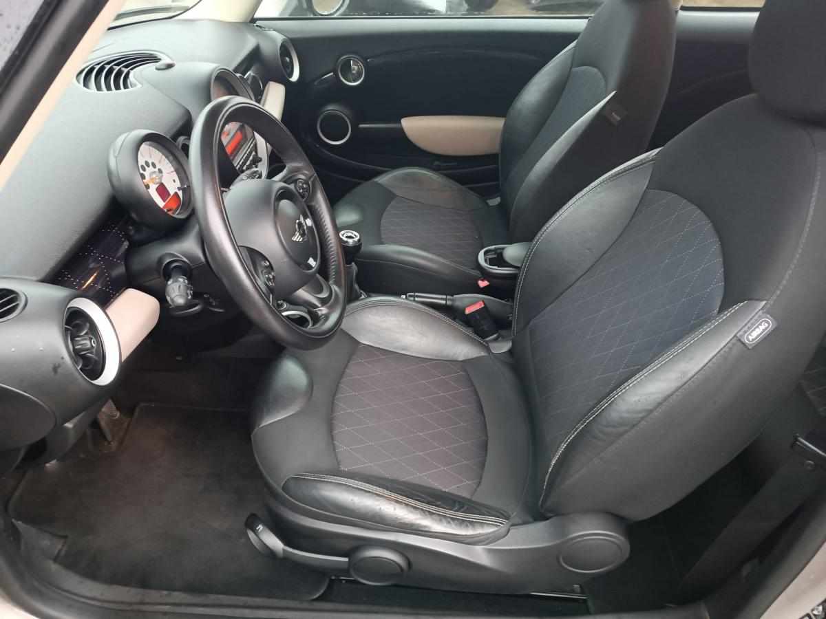 mini-hatch-d-1-6-2014-diesel-1598cc