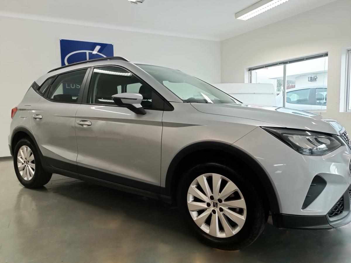 seat-arona-1-0-tsi-2023-gasolina-999cc