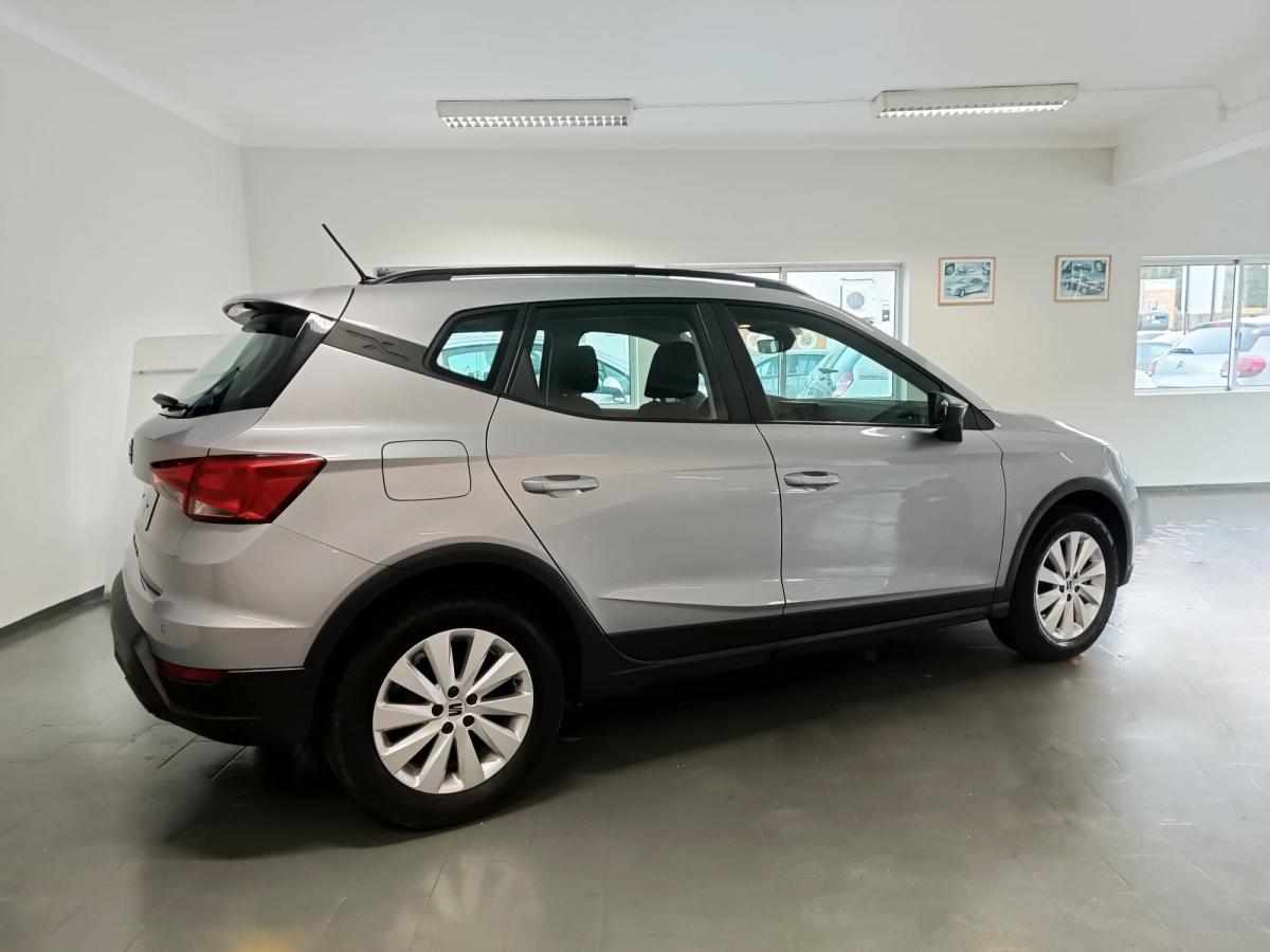 seat-arona-1-0-tsi-2023-gasolina-999cc