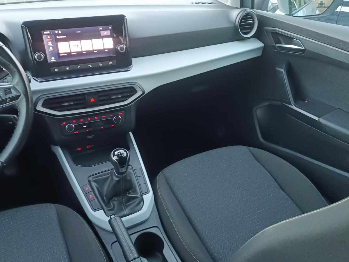 seat-arona-1-0-tsi-2023-gasolina-999cc