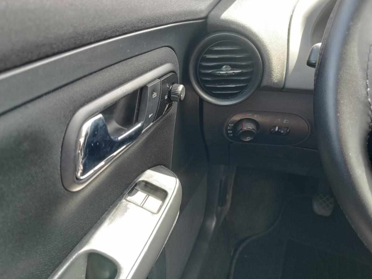 seat-ibiza-1-4-2003-gasolina-1390cc