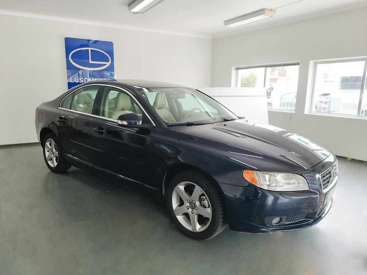 volvo-s80-2-4-d5-2008-diesel-2400cc