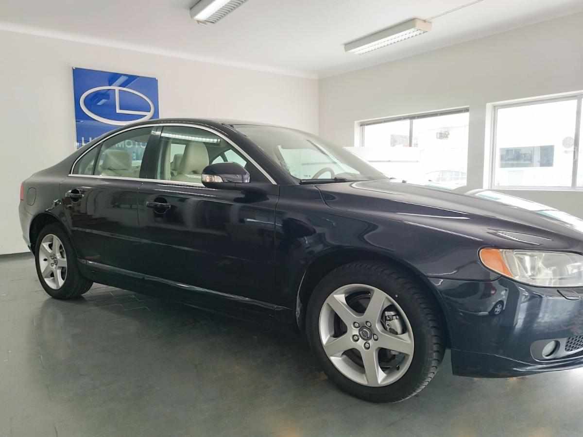 volvo-s80-2-4-d5-2008-diesel-2400cc