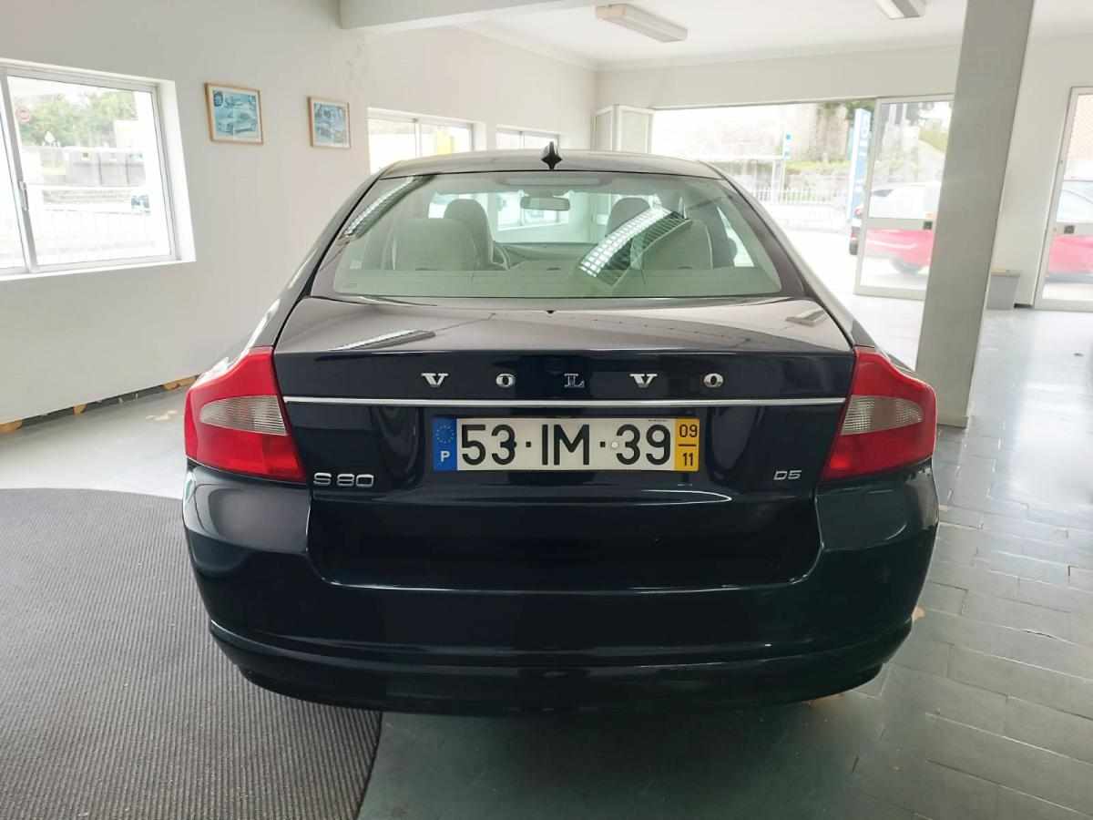volvo-s80-2-4-d5-2008-diesel-2400cc
